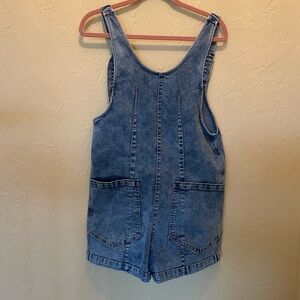 The Boutique Lab Casual Blue Denim Mini Overall shorts